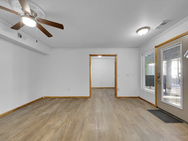 Building Photo - $1,340.95 with $300.00 OFF the FIRST MONTH'S RENT - 2 Bedrooms, 1 Bathroom, Condo in Lakewood wit...