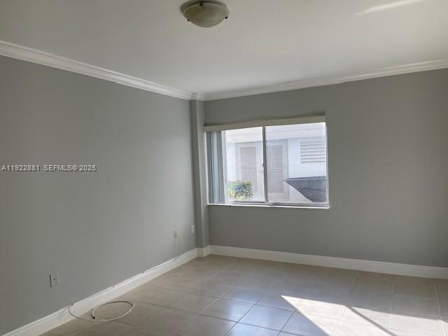 Building Photo - 721 N Pine Island Rd