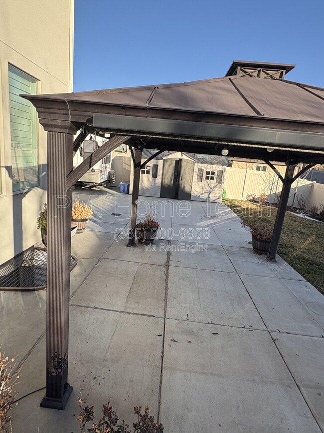 Building Photo - 651 W 1900 S