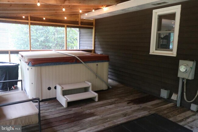 Building Photo - 25049 Ocean Gateway