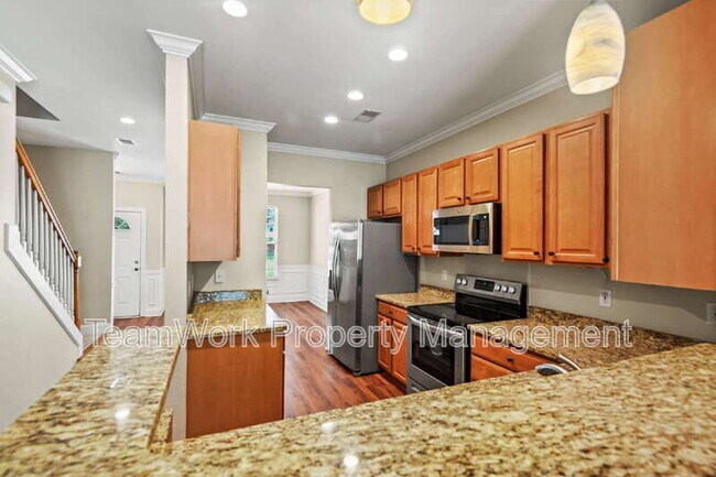 Building Photo - 2936 Sugarberry Ln