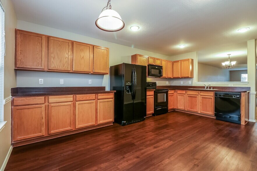 Building Photo - 2545 Grand Gulf Rd