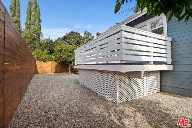 Building Photo - 6217 Poppy Peak Dr