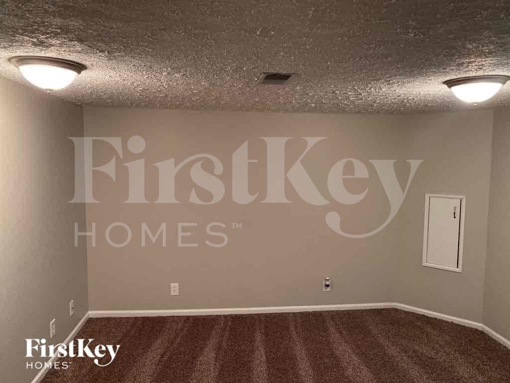 Building Photo - 7272 Moonbay Ct