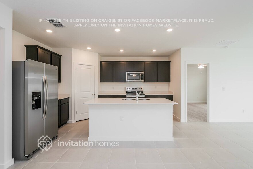 Building Photo - 4004 Obsidian Dr