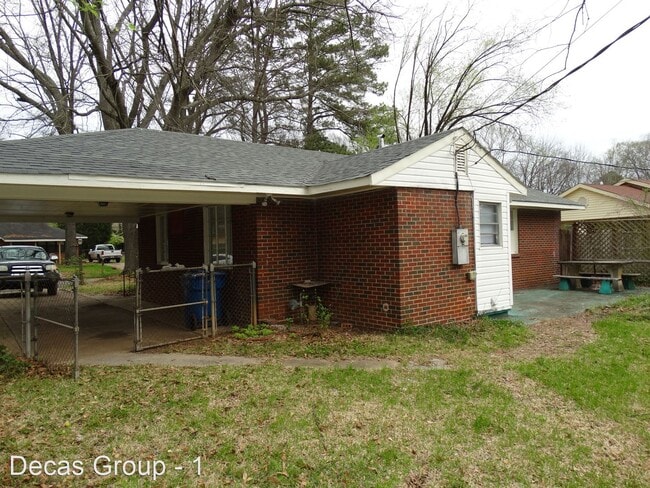 Building Photo - 3 br, 1 bath House - 1245 Rayfield Dr.