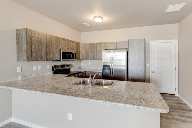 Building Photo - 4685 Pleasant Port View