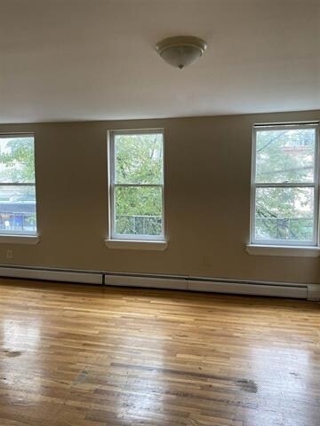 Building Photo - 295 Grove St