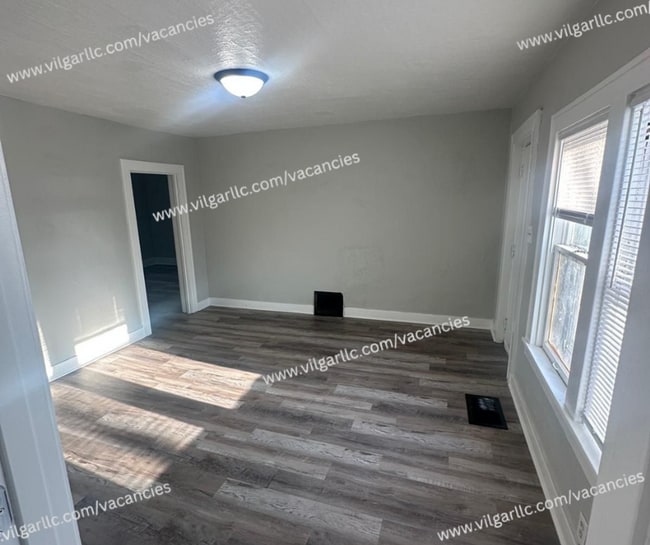 Building Photo - Step into comfort, convenience, and quality living in this conveniently designed 4-bedroom, 2-flo...