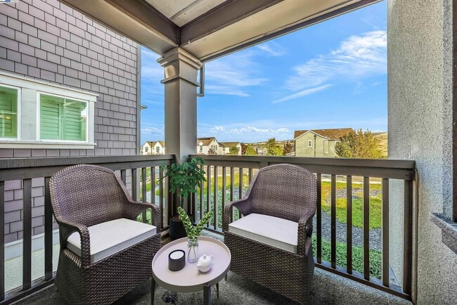 Building Photo - 4287 Loyalton Rd