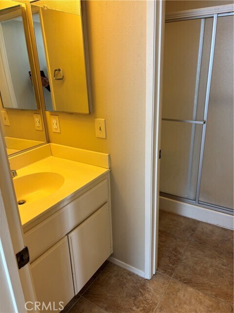 Building Photo - 26371 Moorsview