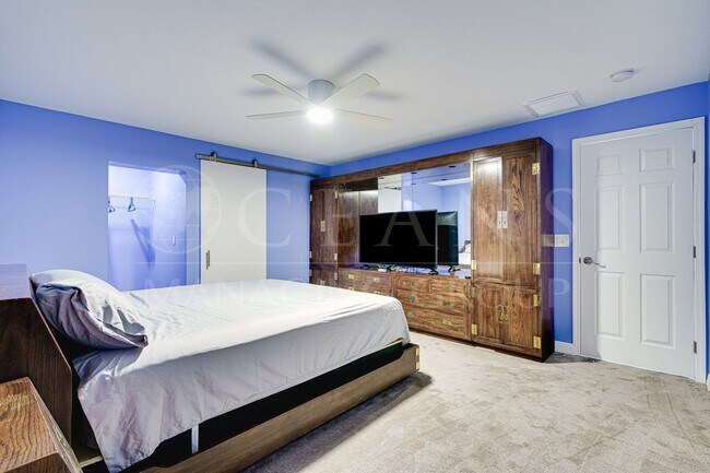 Building Photo - Beautifully Furnished 2BR Home + Bonus Room