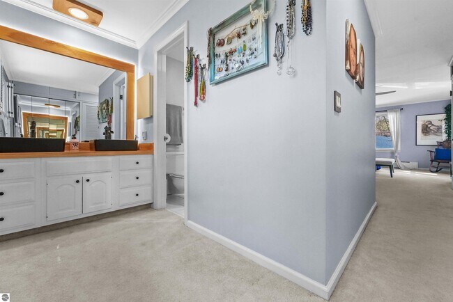 Building Photo - 1310 Peninsula Ct