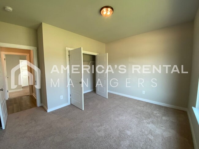 Building Photo - 206 Cotton Bayou Dr