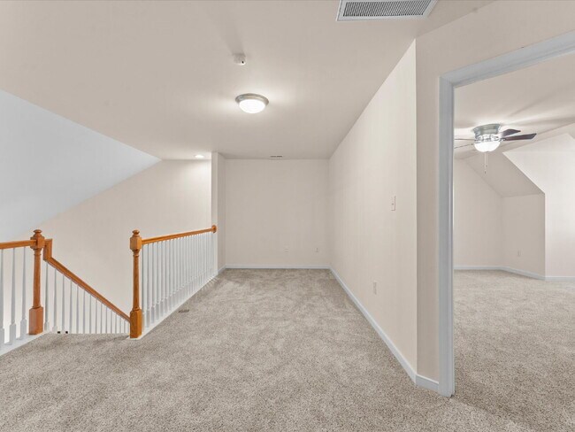 Building Photo - 709 Abbey Village Cir