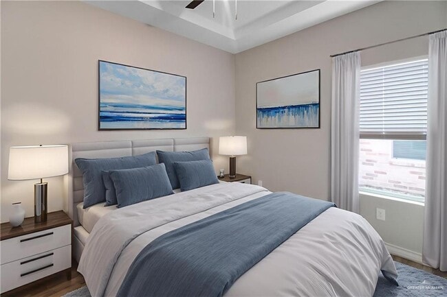 Building Photo - 17 Israel E Ave