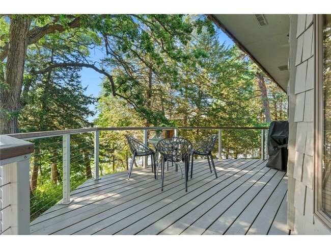Building Photo - 3942 Enchanted Ln