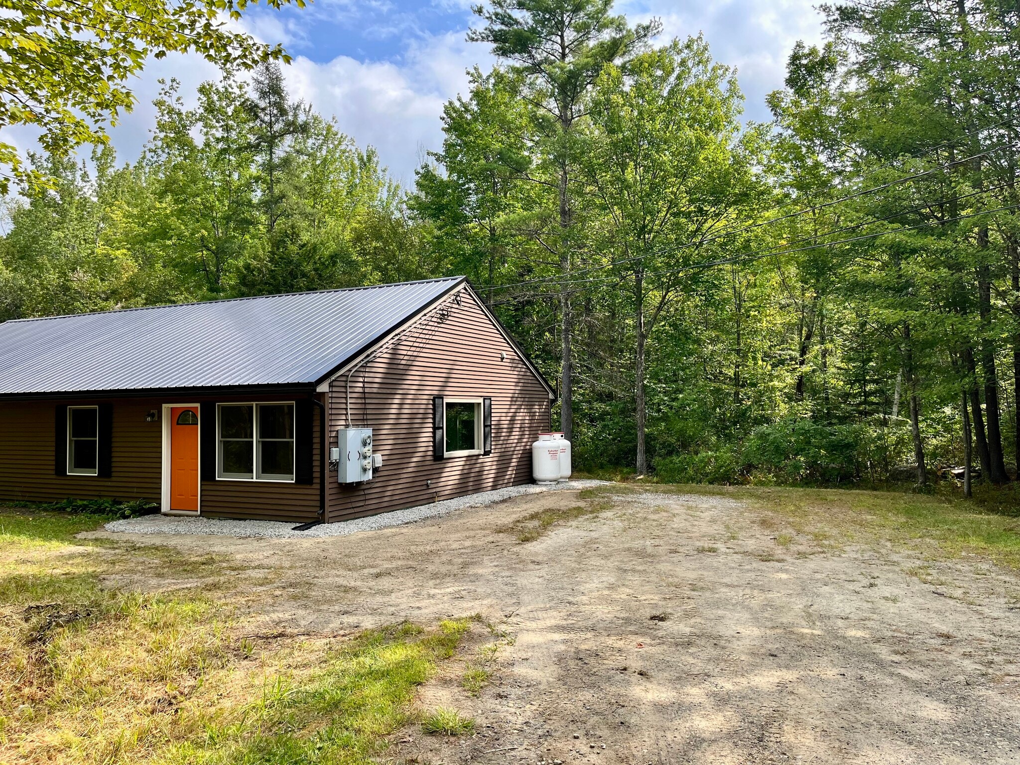 Building Photo - 648 Sturtevant Hill Rd