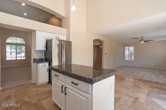 Building Photo - 7457 W Melinda Ln