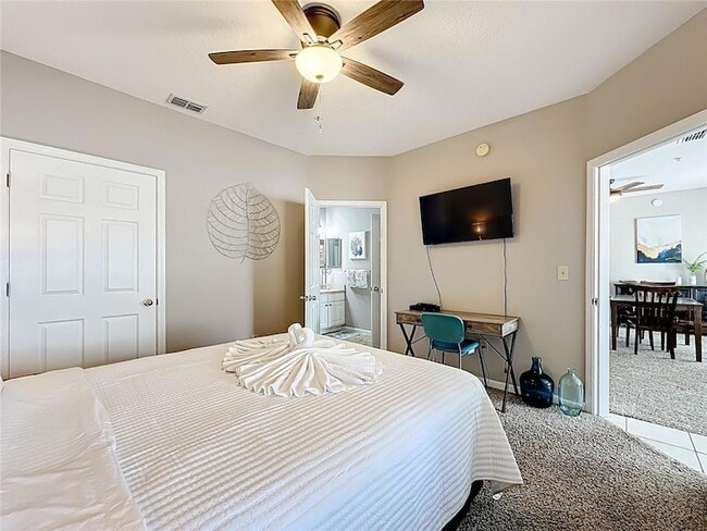 Building Photo - 10764 70th Ave