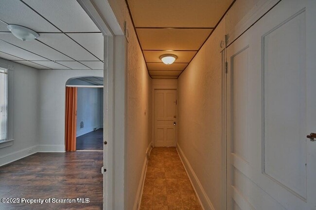 Building Photo - 1416 Capouse Ave