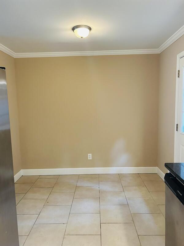 Building Photo - 3913 Overbrook Drive - 3C