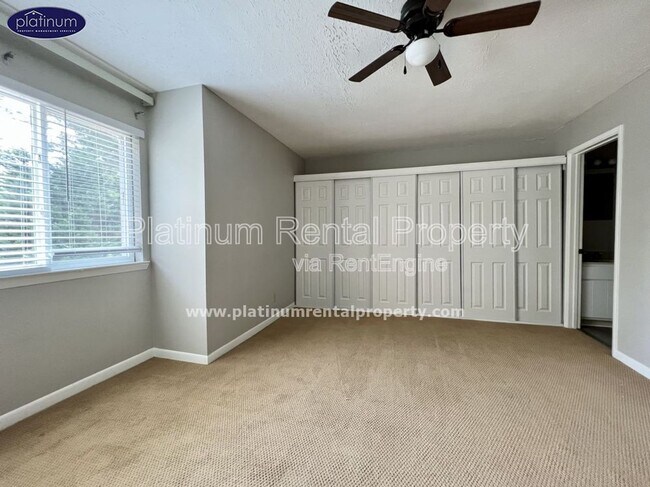 Building Photo - 63 Sandalwood Cir