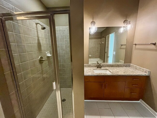 Building Photo - 5300 Peachtree Rd