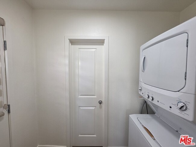 Building Photo - 11506 Truro Ave