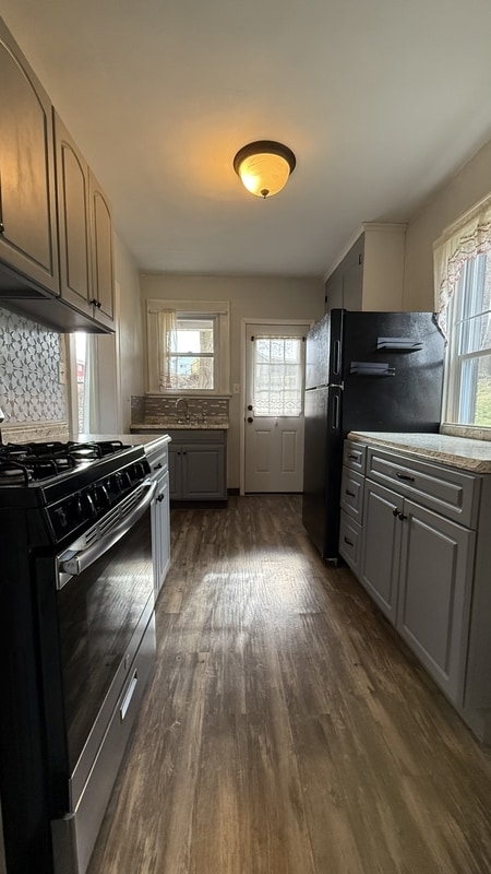 Building Photo - 136 Arkansas Ave