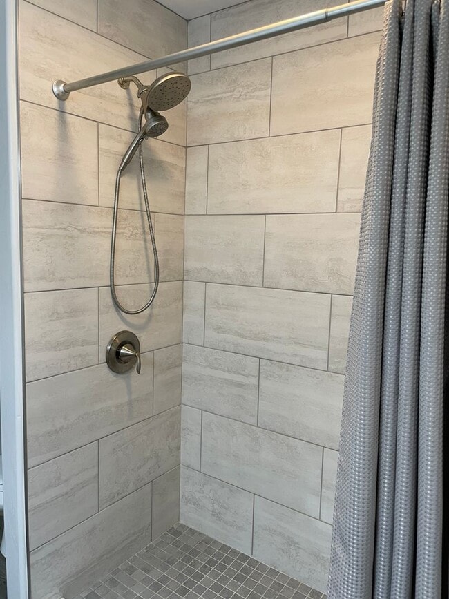 Building Photo - Immaculate 3 Bedroom in Bozeman
