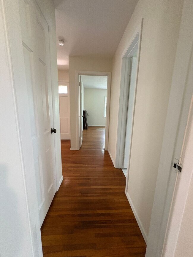Building Photo - 2BR/2BA Home with Preserve View + Tennis C...