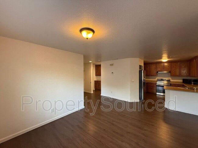 Building Photo - 1633 Porter Way