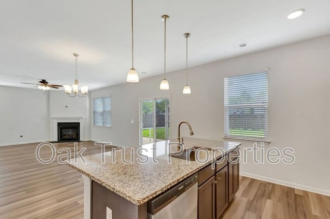 Building Photo - 215 Goshen Rd