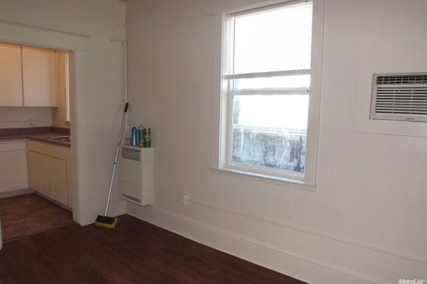 Building Photo - 418 N California St