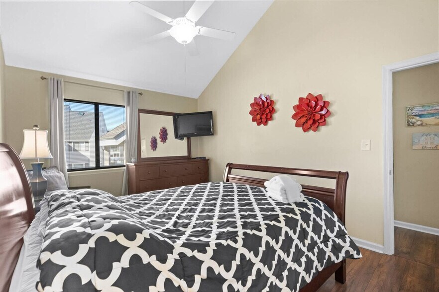 Building Photo - 1908 Hwy 17 S