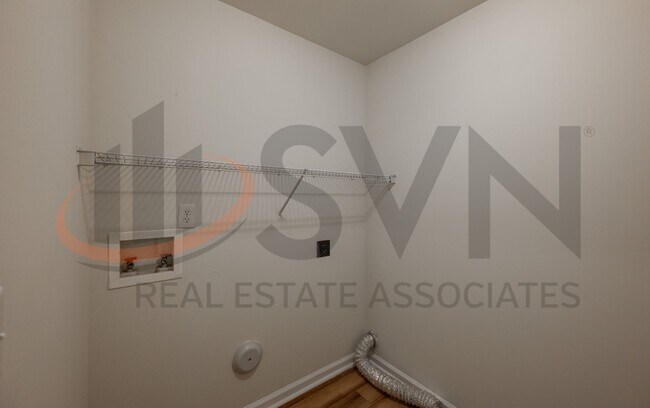 Building Photo - Spacious 4BR, 2.5BA Summer Meadow Durham Home