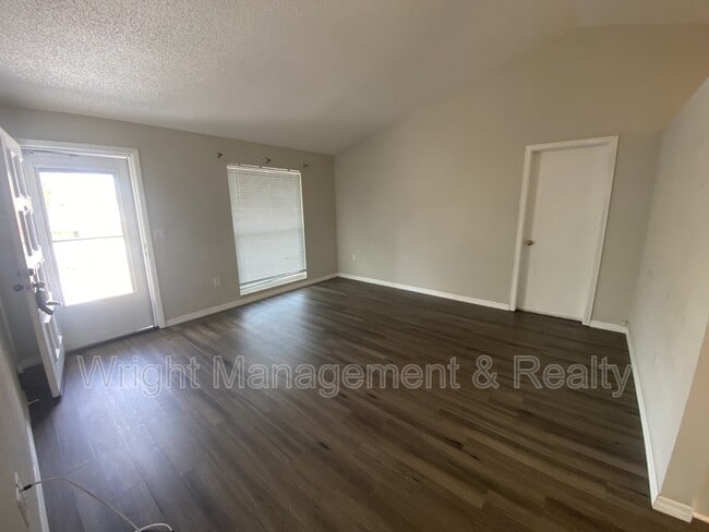 Building Photo - 3544 Martell St