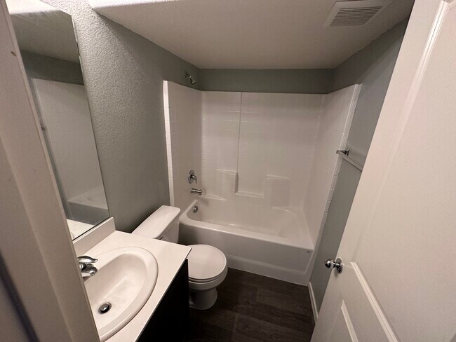 Building Photo - 4832 Vista Sandia Way