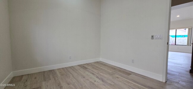 Building Photo - 10089 E Friess Dr