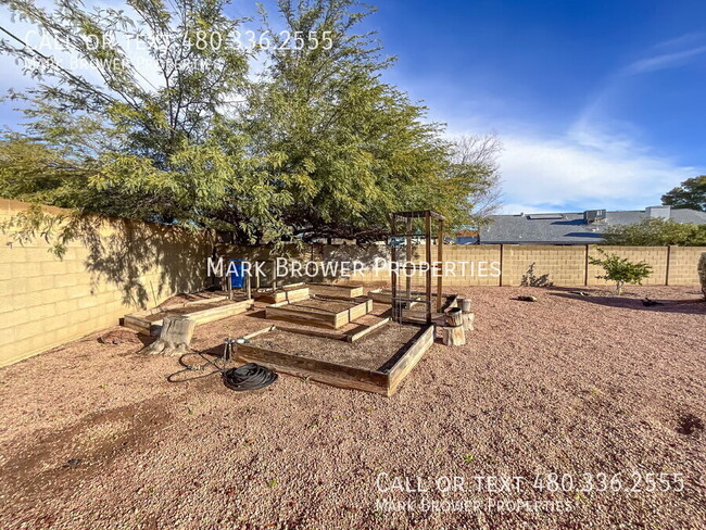 Building Photo - 2502 S Mollera Cir