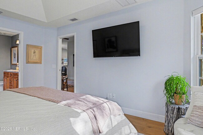 Building Photo - 87159 Chesapeake Ave