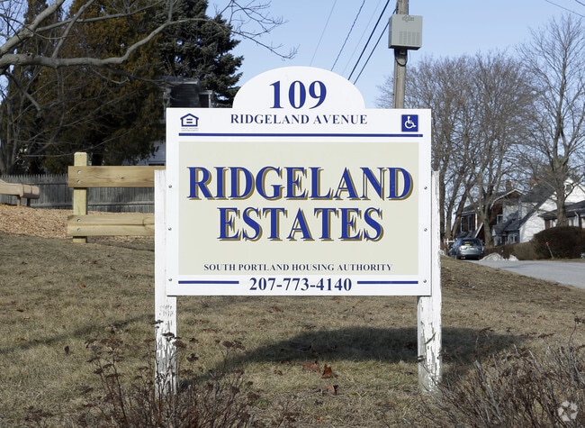 Building Photo - Ridgeland Estates