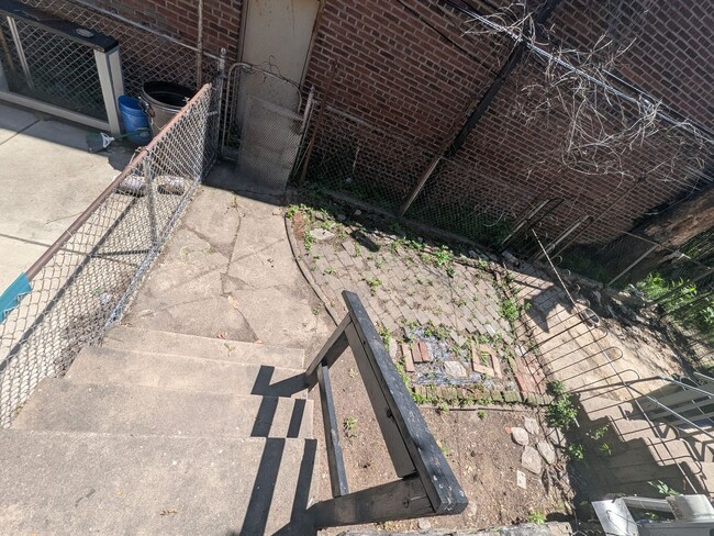Building Photo - Updated Home - Nicetown