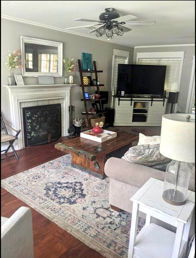 Building Photo - 3263 Seaborn Dr