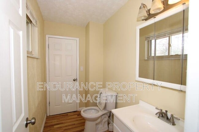 Building Photo - 3842 Otis Dr