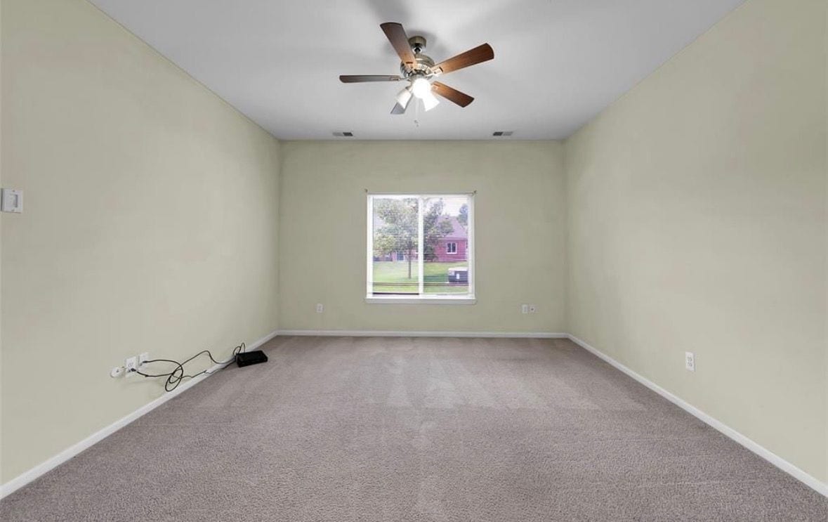 Building Photo - 14273 Shadywood Dr