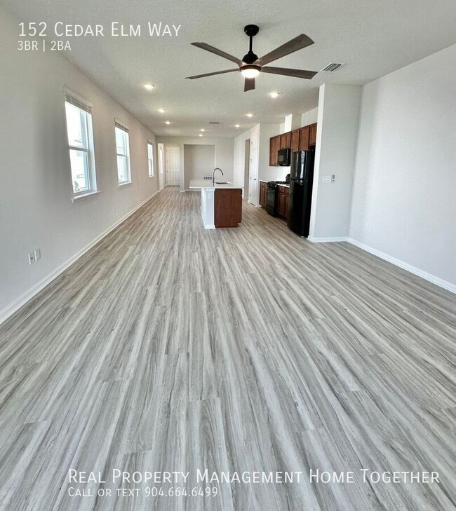 Building Photo - Like-New 3BR/2BA Home Centrally-Located in...