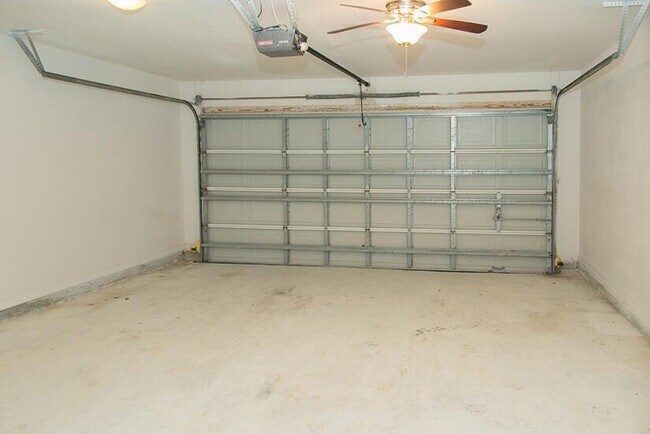 Building Photo - 9559 Parker Pl Dr
