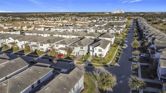 Building Photo - 1589 Flange Dr